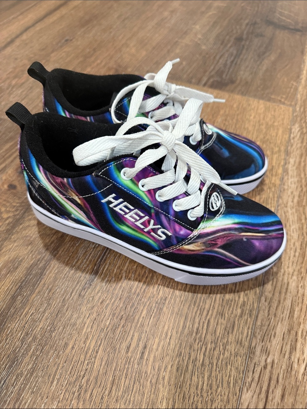 Heelys Kids Black Iridescent Swirl Lace-Up Sneakers